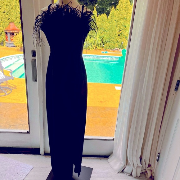 GORGEOUS OSTRICH FEATHER AQUA DRESS 🥀 - Picture 3 of 8